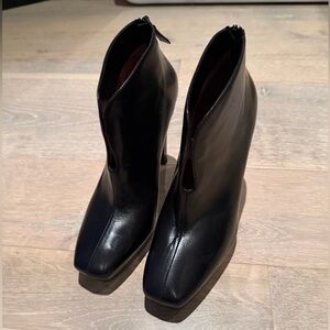 Hermès Leather Black Ankle Boots